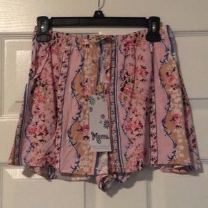 NWT SMYM Wallpaper Floral Cloud Carlos Shorts